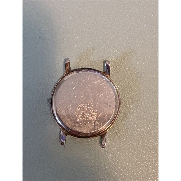 Seiko Black And Gold Ladies Quartz Running Fashion Watch 1N00-0C99 - Picture 3 of 4